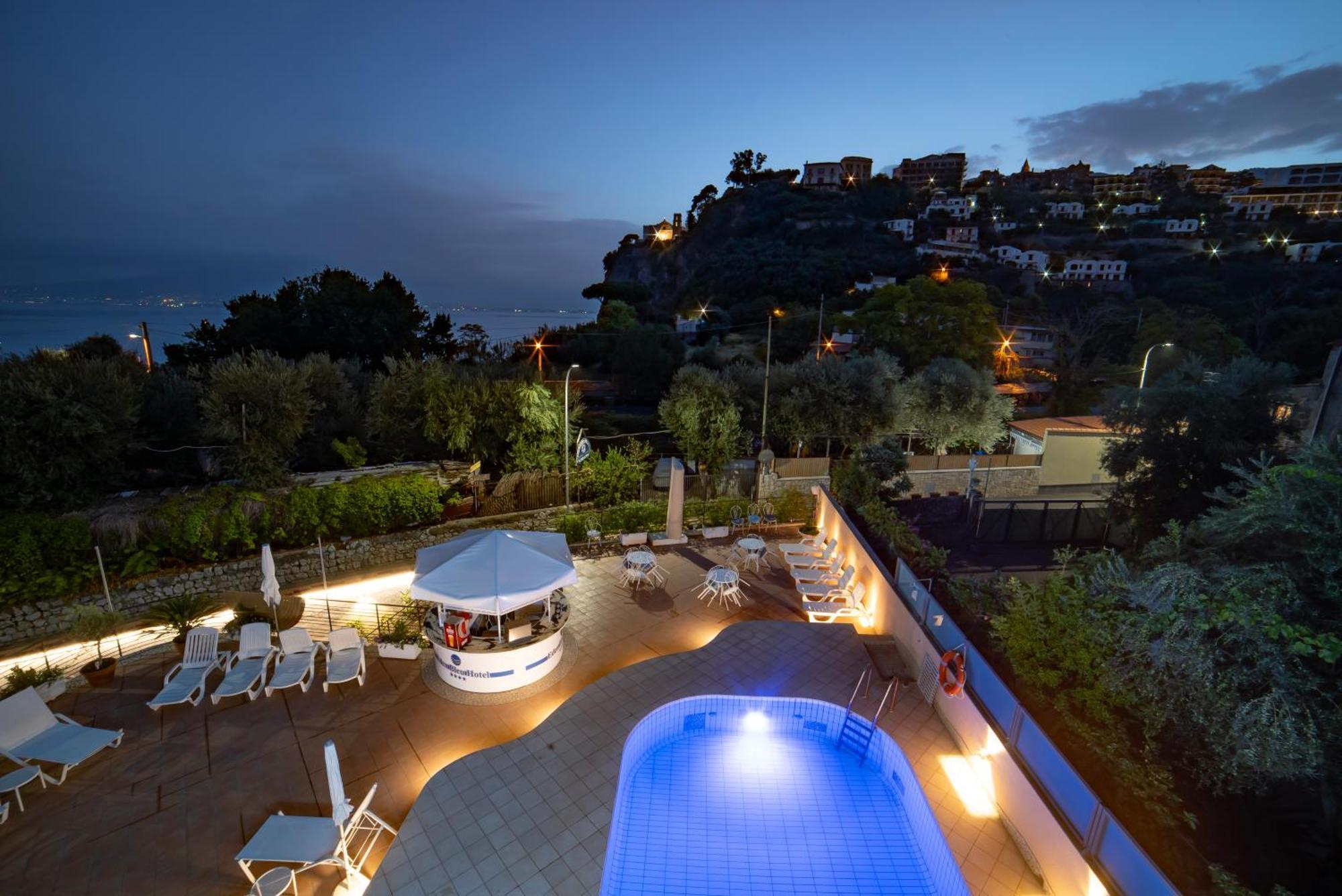 Eden Bleu Hotel Vico Equense Eksteriør billede