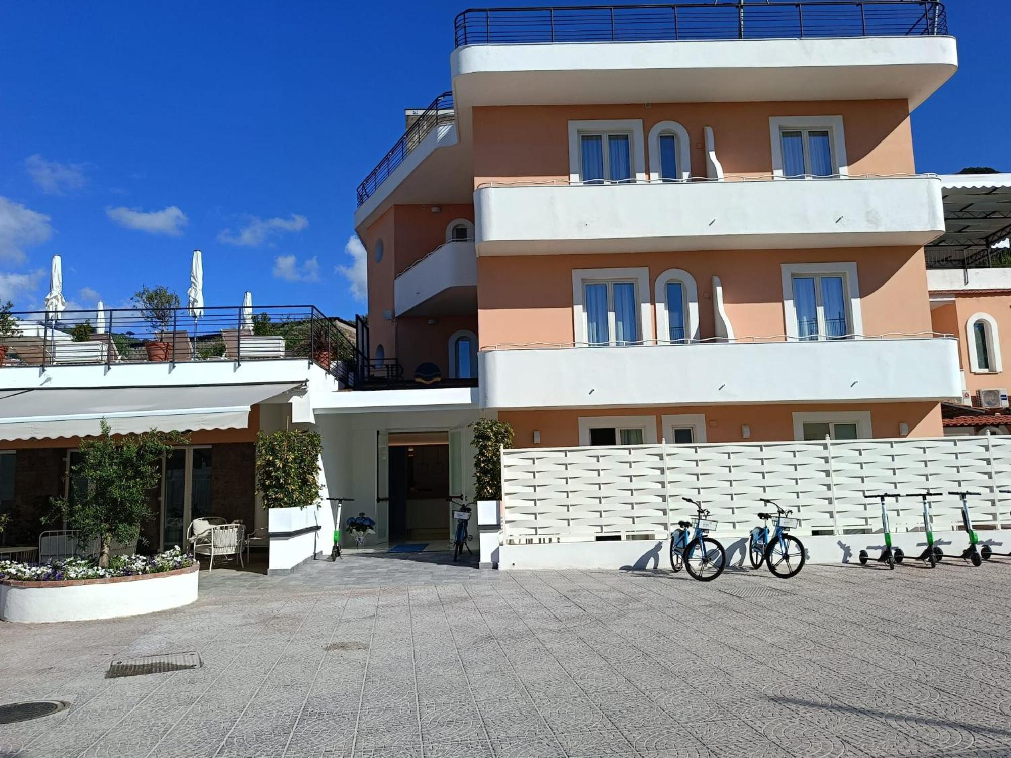 Eden Bleu Hotel Vico Equense Eksteriør billede