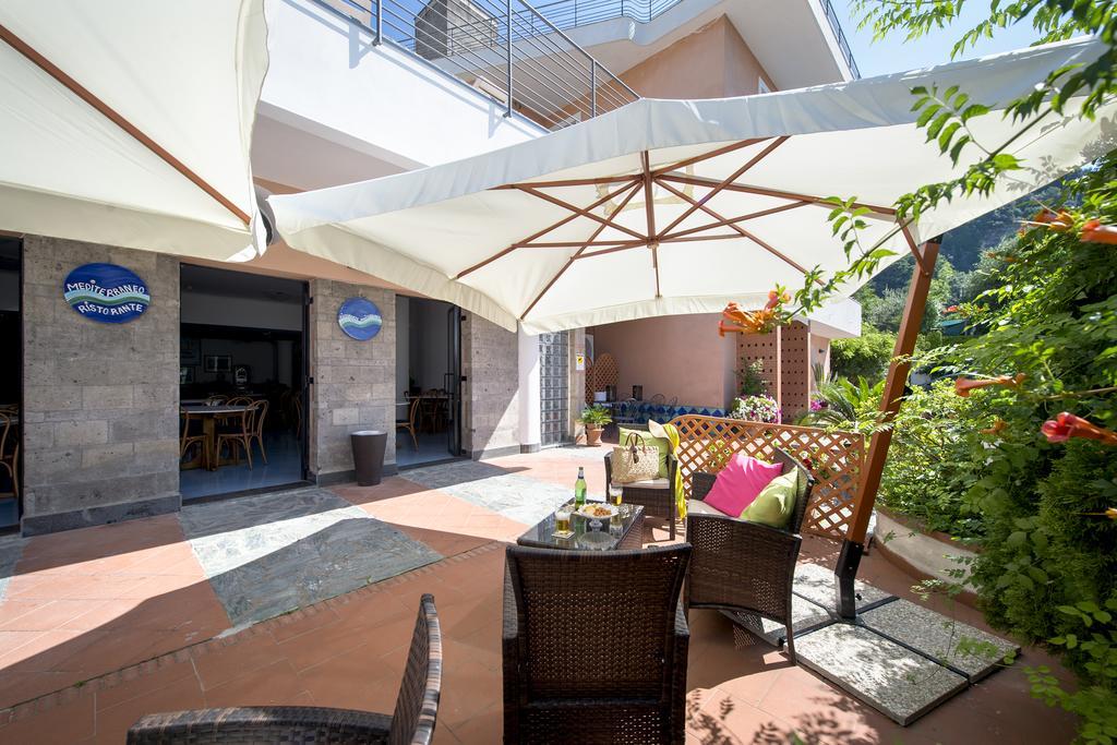 Eden Bleu Hotel Vico Equense Eksteriør billede