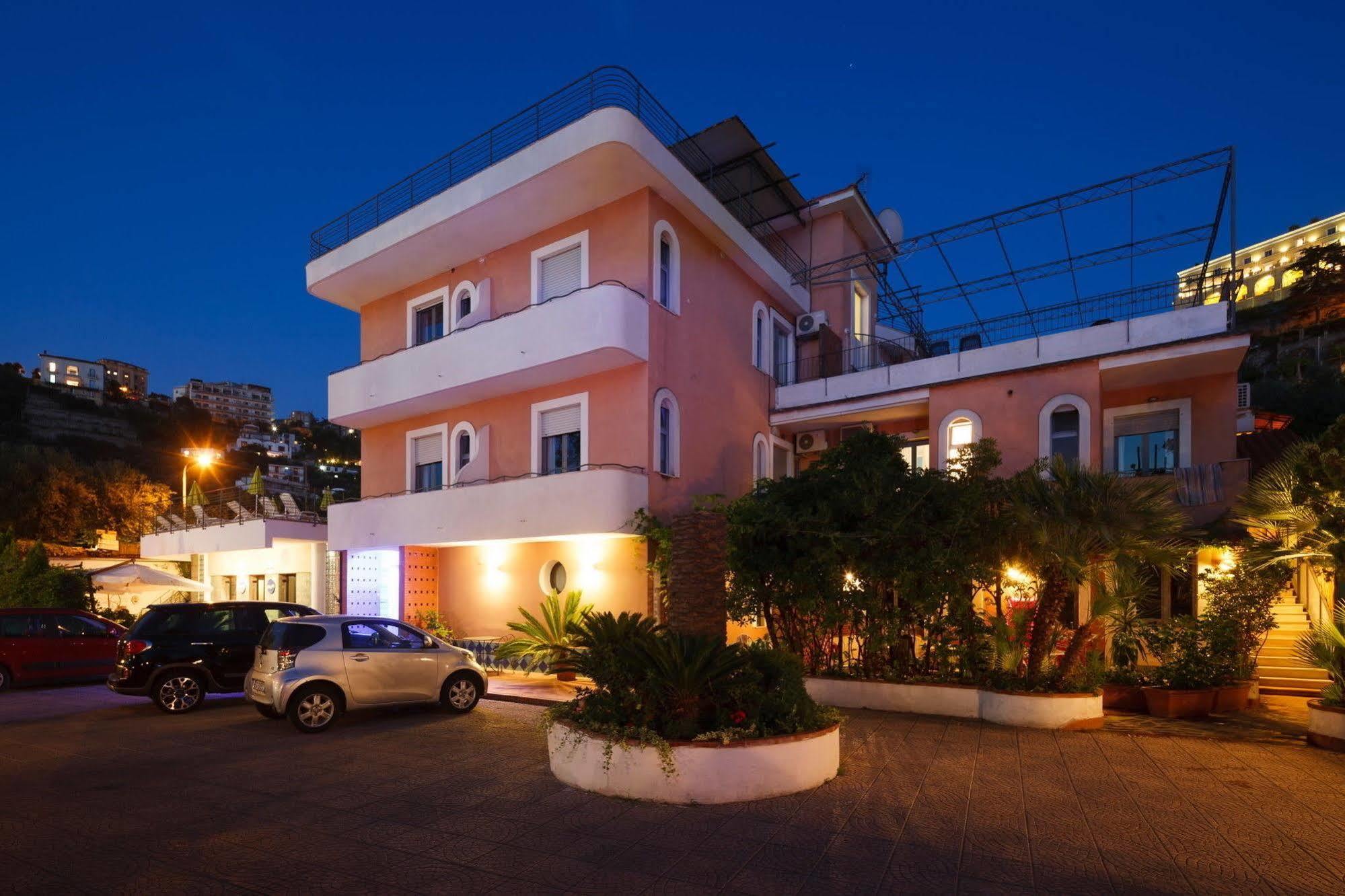 Eden Bleu Hotel Vico Equense Eksteriør billede